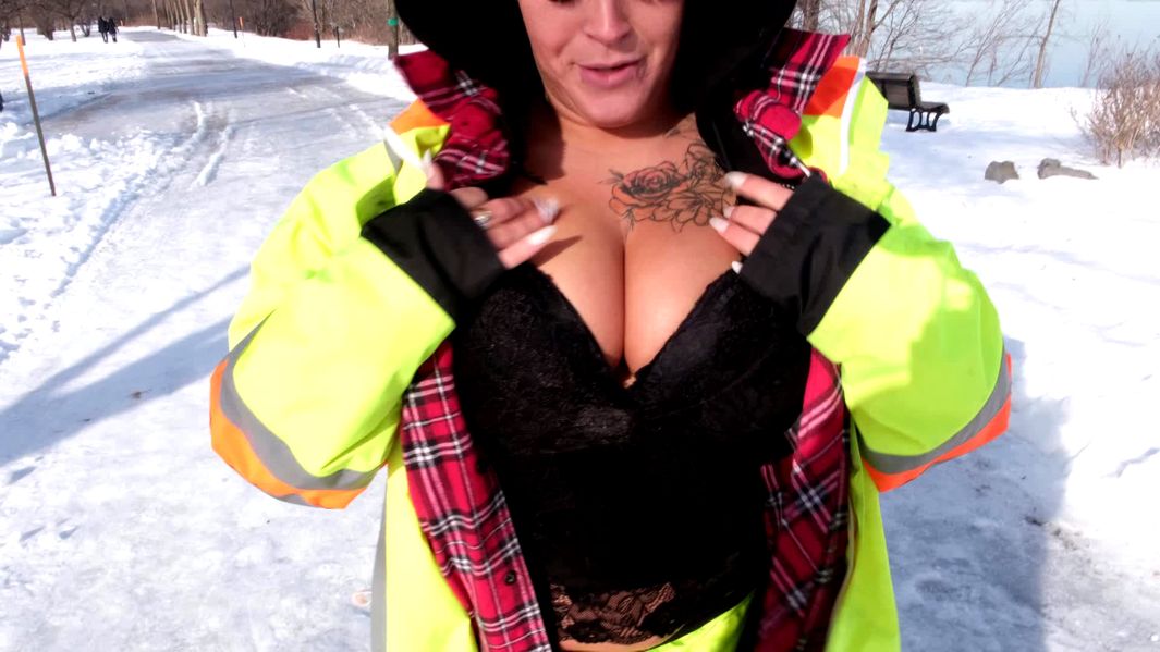 Eva, Quebec libertine woman and high level slut! - LaVideoDuJourJetM.net