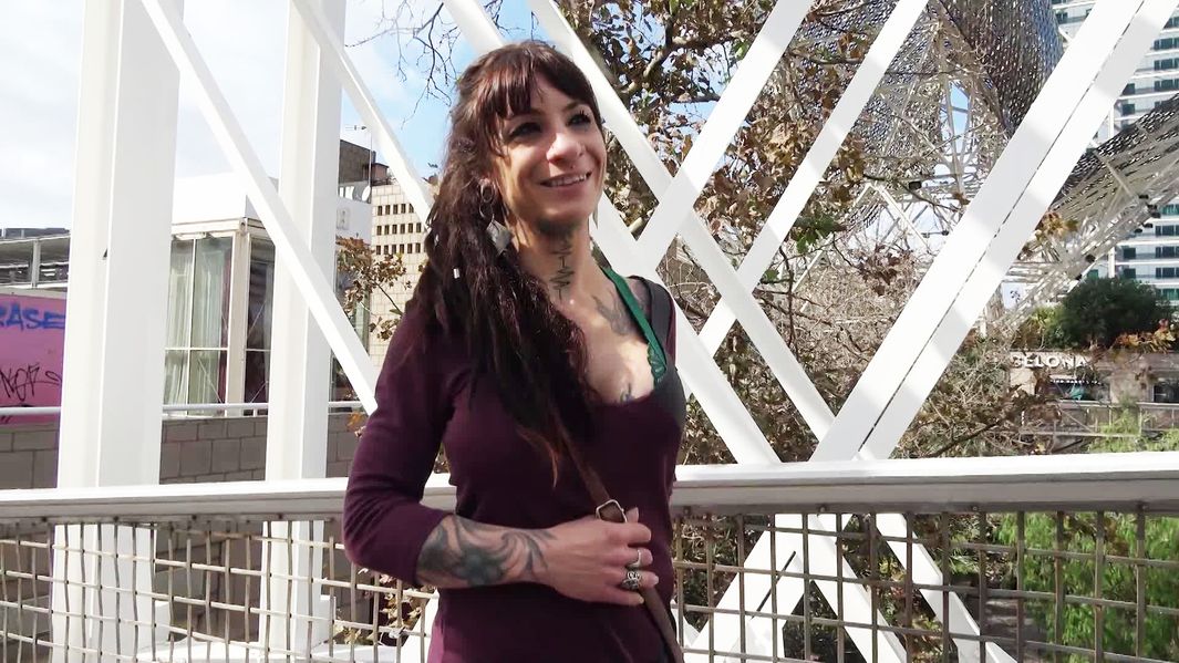 Elea, 27, her first filmed hard sex ends in sodomy! - LaVideoDuJourJetM.net